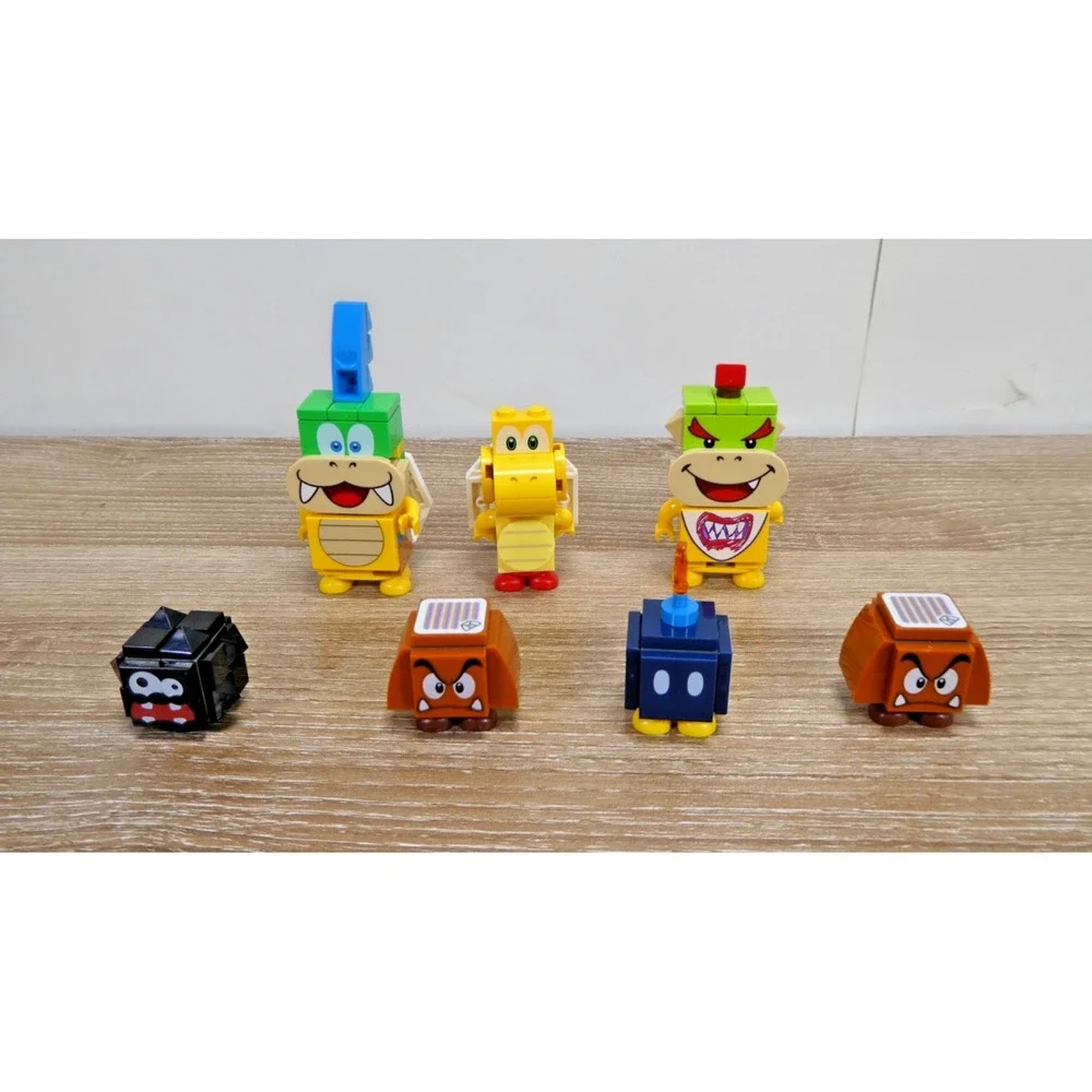 LEGO Mario Charact. Fuzzy, Goomba, Bawser Jr, Larry Koopa, Koopa Troopa, Bob-omb
